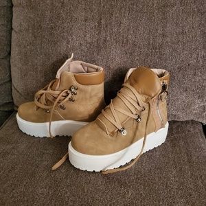 Nasty Gal Chunky Tan Boots